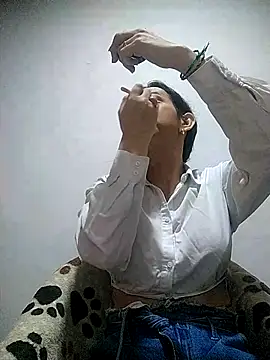 Cameron puppy online show from 01/13/26, 05:29