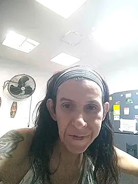 Snapshot of Cameron_puppy chatting on 06/03/26, 05:51 Cameron puppy online show from 06/03/26, 05:51