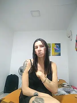 Snapshot of Cameron_puppy chatting on 06/26/26, 06:40 Cameron puppy online show from 06/26/26, 06:40
