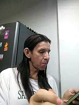 Snapshot of Cameron_puppy chatting on 07/11/26, 09:05 Cameron puppy online show from 07/11/26, 09:05