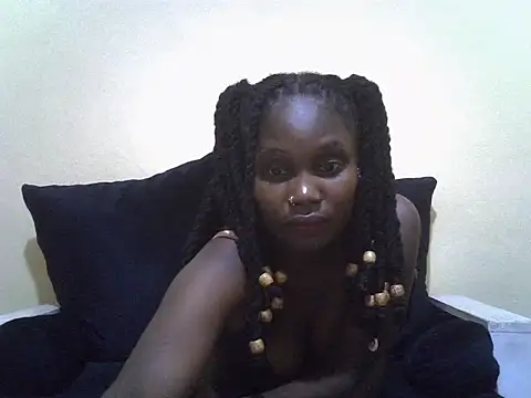 Snapshot of Zoya-Kay chatting on 10/07/25, 11:57 Zoya-Kay online show from 10/07/25, 11:57