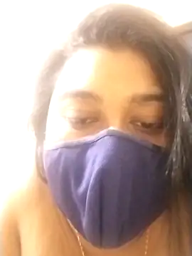 indianlisa5 online show from 10/17/25, 09:17