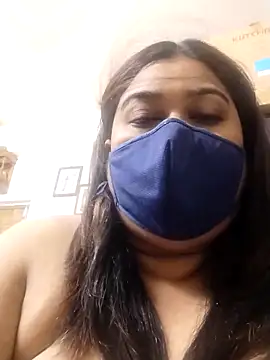Snapshot of indianlisa5 chatting on 05/18/26, 07:41 indianlisa5 online show from 05/18/26, 07:41