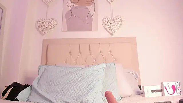 daiana curly online show from 03/10/25, 07:07