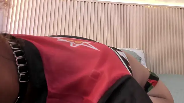 daiana curly online show from 11/19/25, 08:09