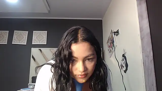 fairylatin222 online show from 04/17/26, 08:56