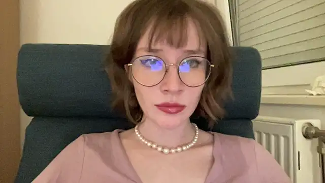 ms christiana online show from 05/08/26, 09:31