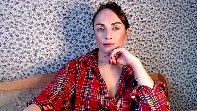 Tinadream20 online show from 04/09/26, 06:41