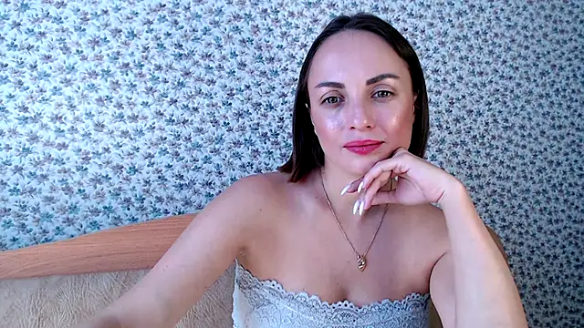 Snapshot of Tinadream20 chatting on 05/22/26, 06:42 Tinadream20 online show from 05/22/26, 06:42