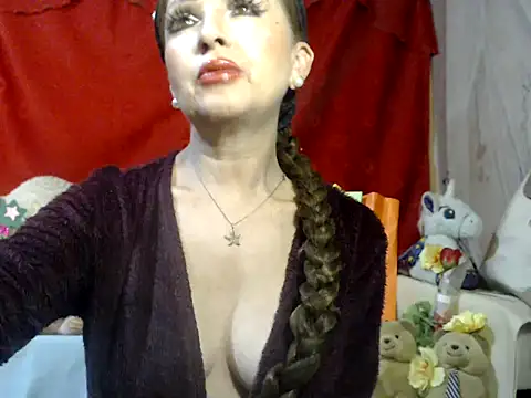 hottieperla online show from 09/11/25, 07:03