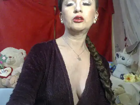 hottieperla online show from 09/25/25, 04:43