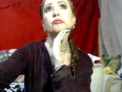 hottieperla online show from 10/29/25, 07:48