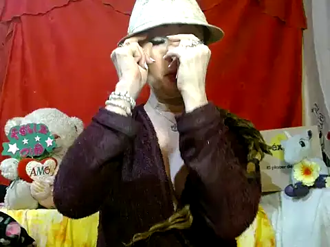 hottieperla online show from 03/29/26, 01:55