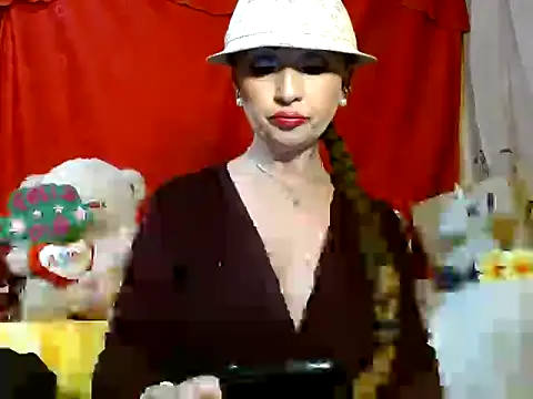 hottieperla online show from 04/16/26, 03:13