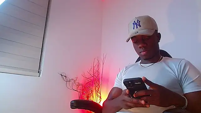 mike wallace online show from 02/04/25, 03:44