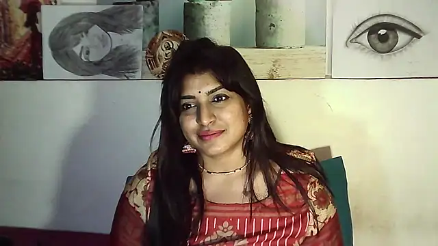 Snapshot of RoyalIndianCreamPuff chatting on 05/29/26, 06:28 RoyalIndianCreamPuff online show from 05/29/26, 06:28