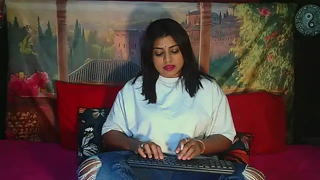 Snapshot of RoyalIndianCreamPuff chatting on 08/01/26, 07:35 RoyalIndianCreamPuff online show from 08/01/26, 07:35