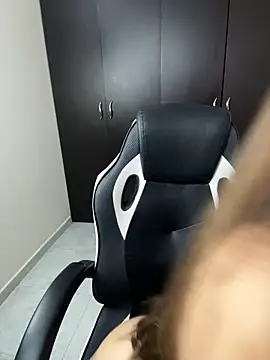 adara lennox online show from 02/22/26, 08:29