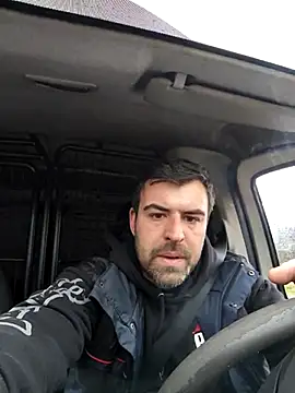 Snapshot of Vicio74@xh chatting on 02/27/25, 05:47 Vicio74xh online show from 02/27/25, 05:47