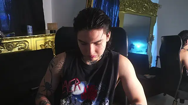 dantecoppolaa  online show from 01/11/25, 05:07