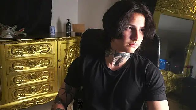 dantecoppolaa  online show from 01/20/25, 02:11