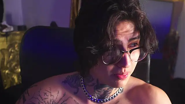 dantecoppolaa  online show from 02/18/25, 03:10