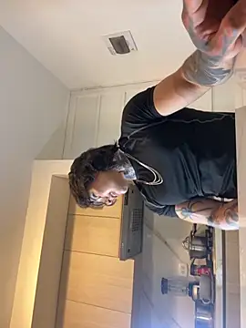 dantecoppolaa  online show from 09/16/25, 01:06