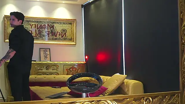 dantecoppolaa  online show from 02/23/26, 07:33