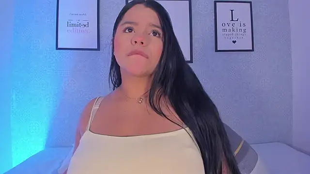 Natasha harper online show from 03/24/26, 12:43