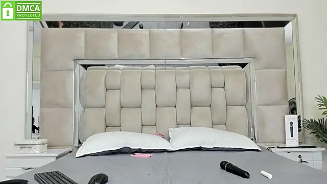 stefany520 online show from 02/08/25, 07:38