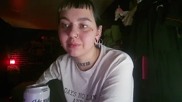 MoorderxDoll online show from 01/07/25, 12:34