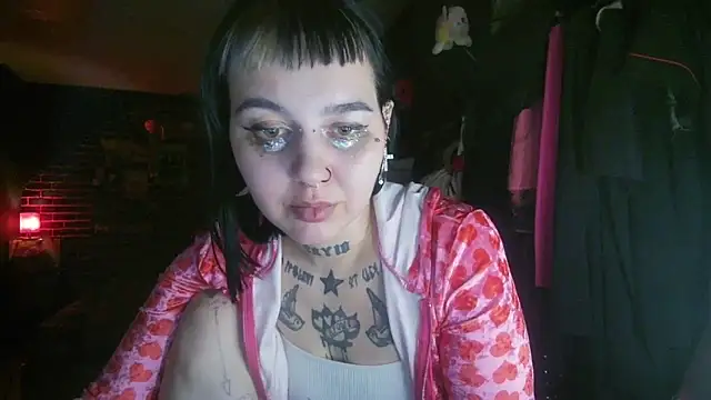 MoorderxDoll online show from 01/08/25, 10:16