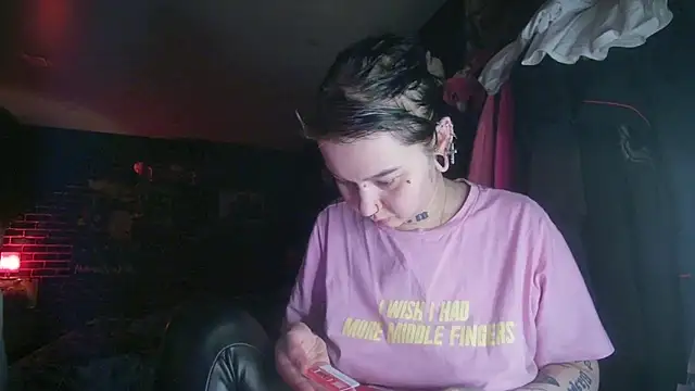 MoorderxDoll online show from 01/31/25, 10:42