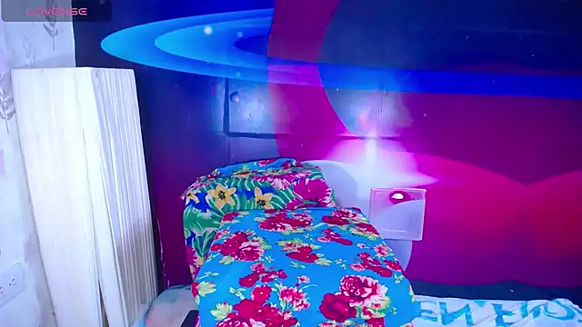 Snapshot of Cristalxxts chatting on 02/03/26, 07:19 Cristalxxts online show from 02/03/26, 07:19