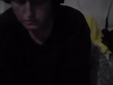 Snapshot of DragoneSFR chatting on 01/30/25, 09:04 DragoneSFR online show from 01/30/25, 09:04