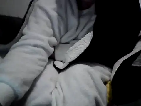 Snapshot of DragoneSFR chatting on 02/21/25, 09:22 DragoneSFR online show from 02/21/25, 09:22