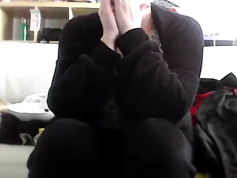 Snapshot of DragoneSFR chatting on 02/28/25, 01:03 DragoneSFR online show from 02/28/25, 01:03