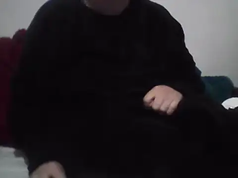 Snapshot of DragoneSFR chatting on 03/12/25, 08:20 DragoneSFR online show from 03/12/25, 08:20