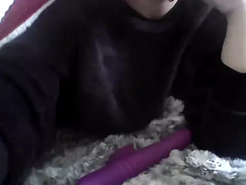 Snapshot of DragoneSFR chatting on 03/16/25, 03:06 DragoneSFR online show from 03/16/25, 03:06