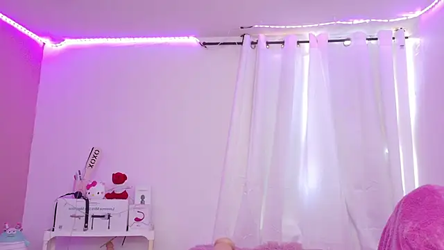 Sachi Meow online show from 04/07/26, 06:19