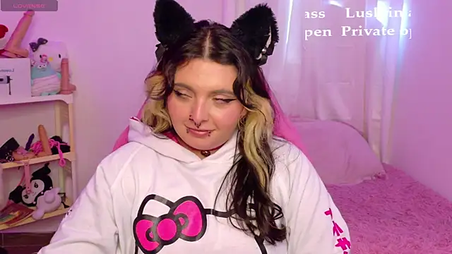 Sachi Meow online show from 05/26/26, 07:10