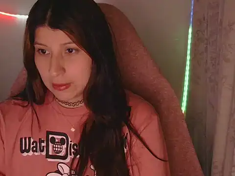 Snapshot of has_Zky chatting on 12/22/25, 03:36 has Zky online show from 12/22/25, 03:36