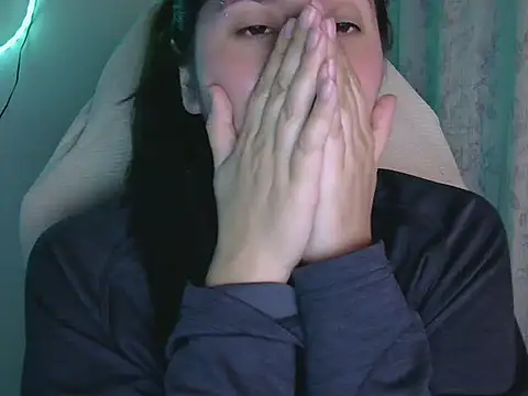 Snapshot of has_Zky chatting on 02/05/26, 04:50 has Zky online show from 02/05/26, 04:50