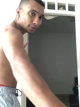 Aaronblack1  online show from 03/18/25, 06:48