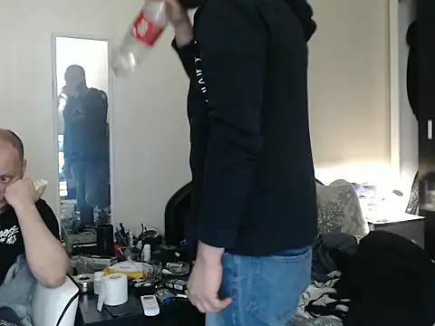 Terizizz online show from 04/15/26, 05:31