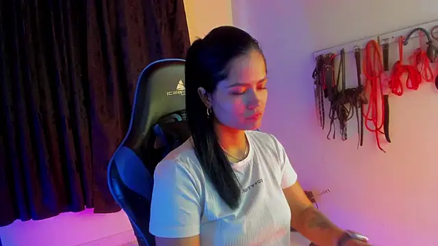 scarlet-kennedy98 online show from 10/08/25, 09:01