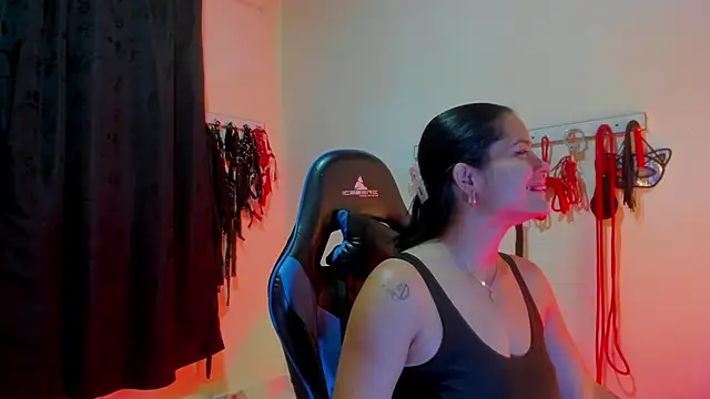 scarlet-kennedy98 online show from 10/24/25, 12:41