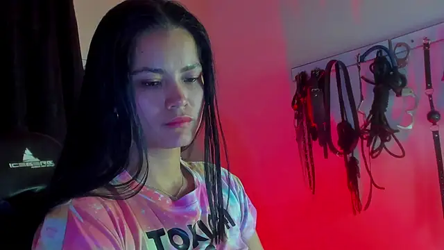 scarlet-kennedy98 online show from 11/12/25, 07:35