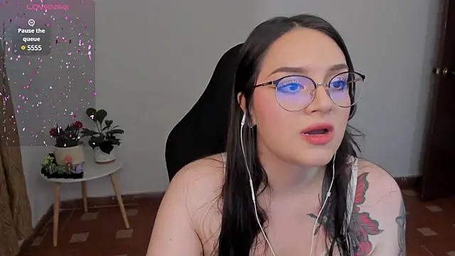 anaveleeez online show from 12/14/24, 02:56