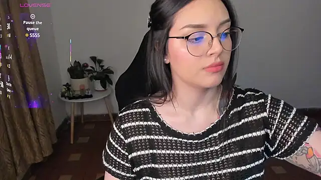 anaveleeez online show from 02/26/25, 06:15